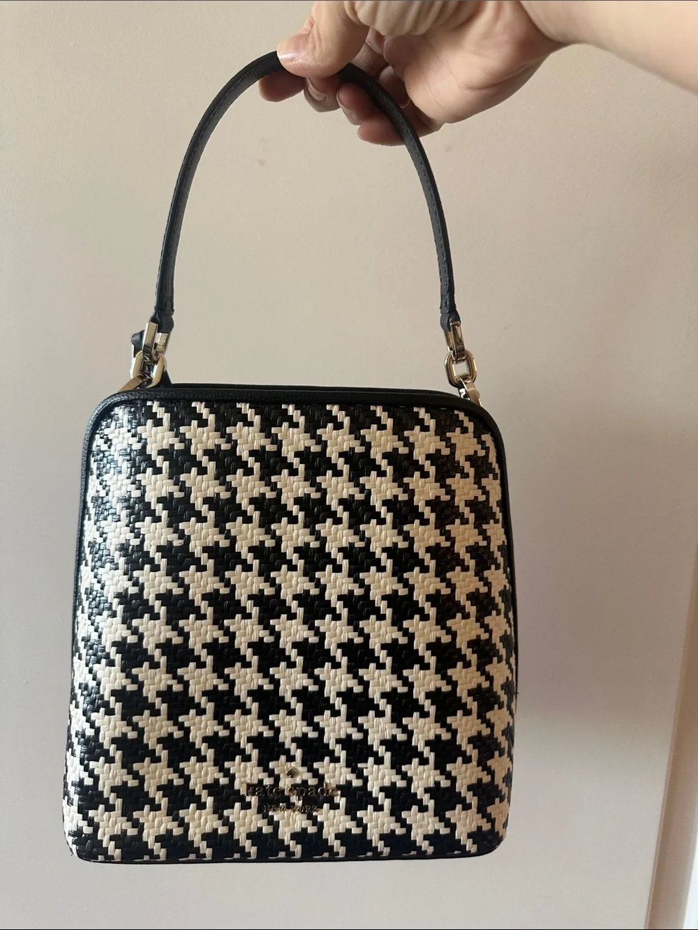 KATE SPADE Darcy Small Bucket Bag Black & White Houndstooth Top-Handle Satchel